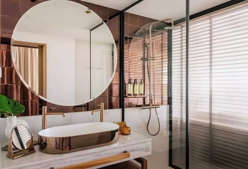 Отель ME Marbella by Meliá