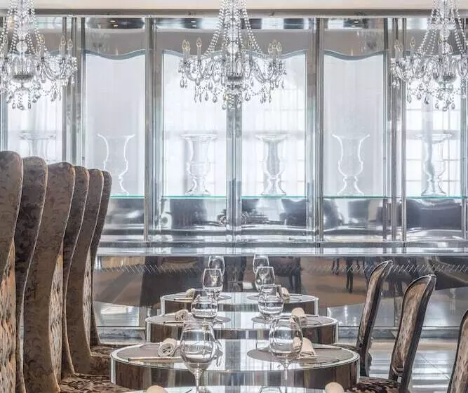 בית מלון כפרי Balneari Termes Orion