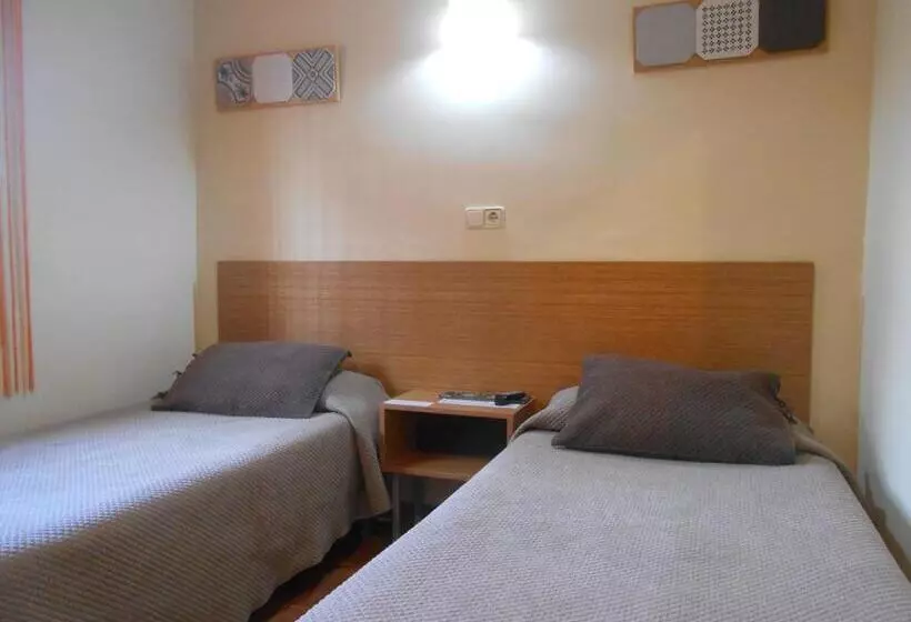 فندق Hostal El Callejon