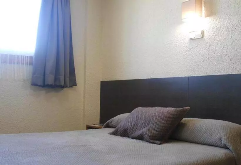 فندق Hostal El Callejon