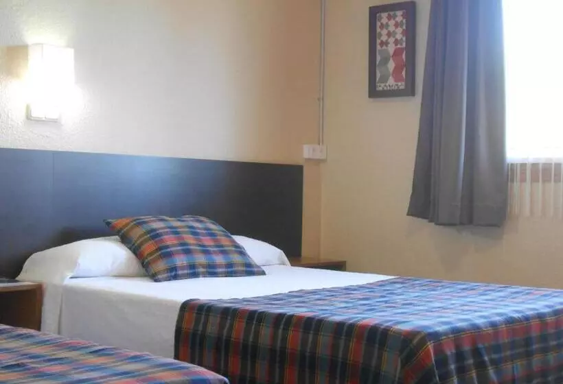 فندق Hostal El Callejon