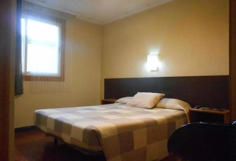 فندق Hostal El Callejon