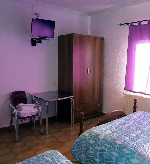 فندق Hostal Restaurante El Final