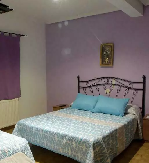 فندق Hostal Restaurante El Final