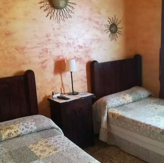 호텔 Hostal Restaurante La Diligencia