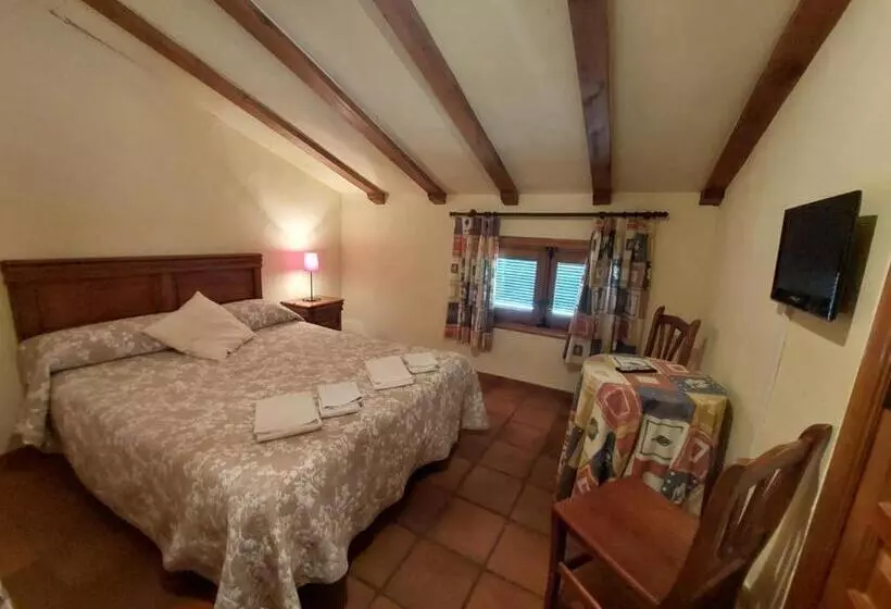 ホテル Hostal Restaurante Villa De Sepúlveda