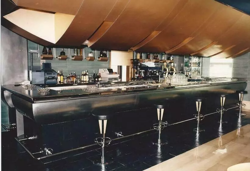 호텔 Hostal Torres