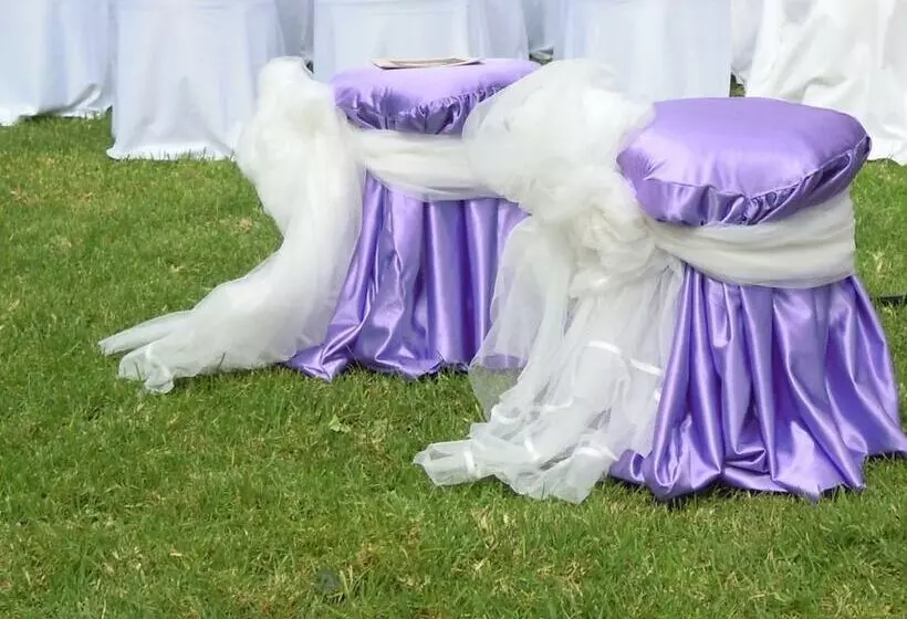 Отель La Hacienda De Anzo