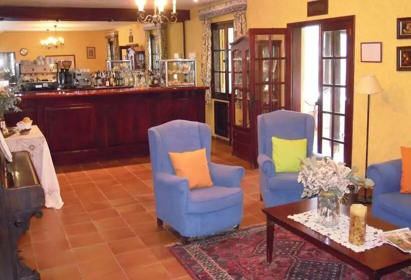 Отель La Hacienda De Anzo