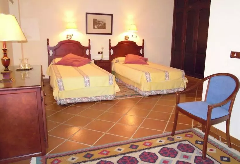 Отель La Hacienda De Anzo