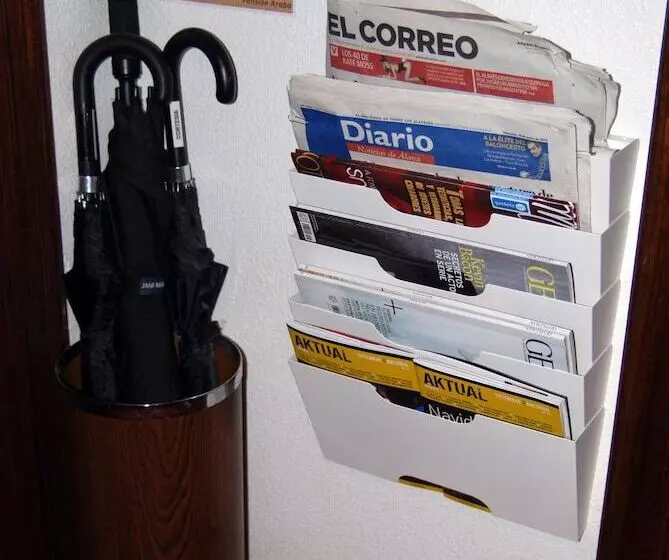 هتل Pensión Araba