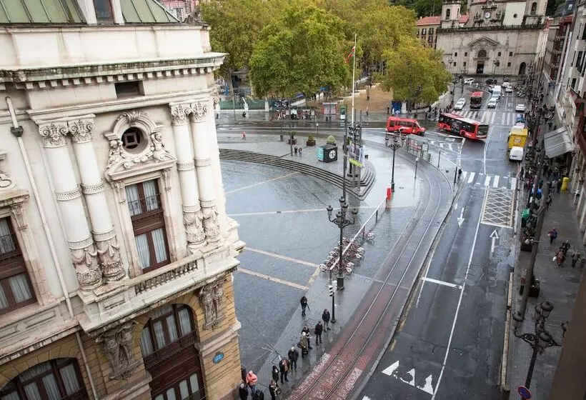 Hotel Petit Palace Arana Bilbao