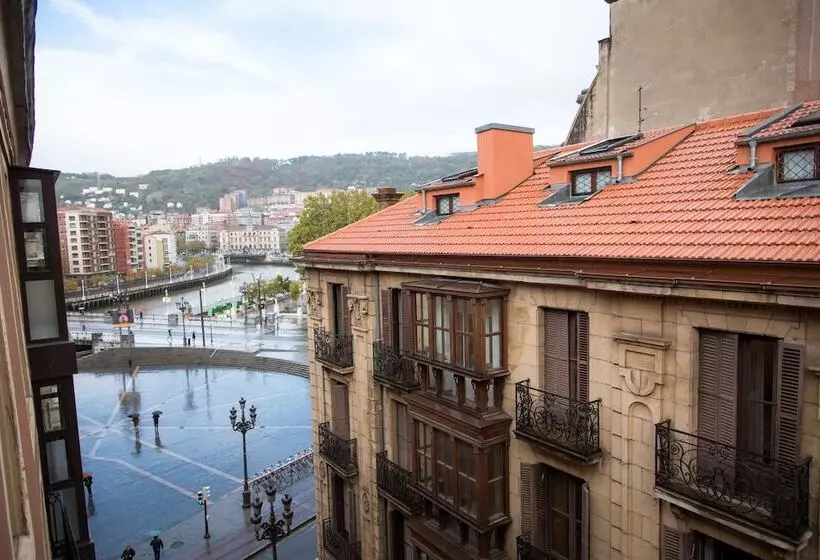 Hotel Petit Palace Arana Bilbao