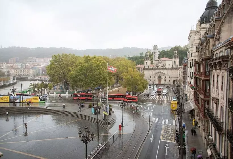 Hotel Petit Palace Arana Bilbao