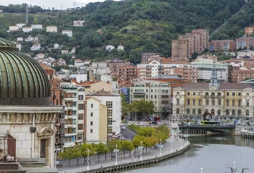 Hotel Petit Palace Arana Bilbao