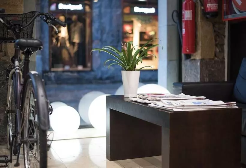 Hotel Petit Palace Arana Bilbao