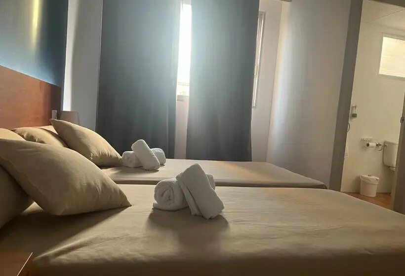 هتل Rapita- Rocamar