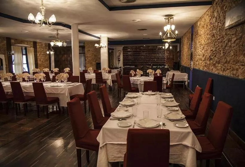 酒店 Restaurante Setos