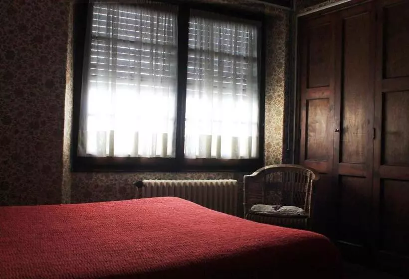 Hostal Rita Belvedere