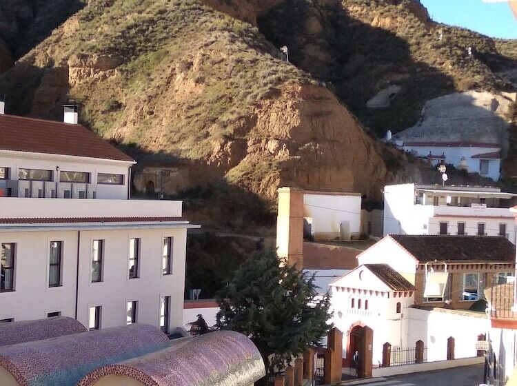 Hostal Rural Montual