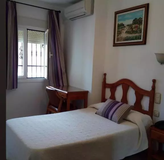 Hostal Rural Montual