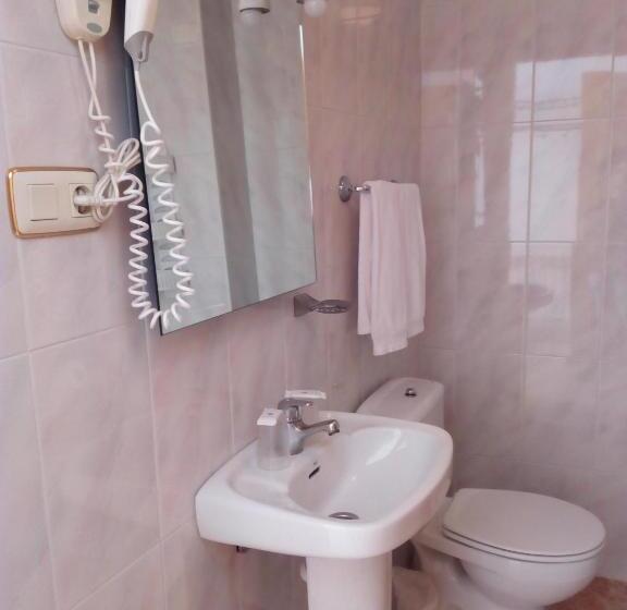 Hostal Rural Montual