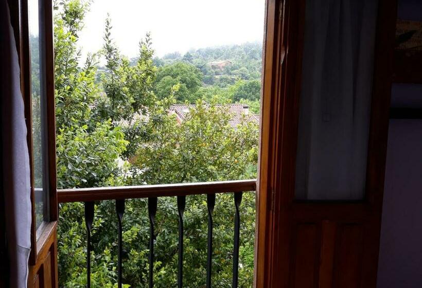 فندق Hostal Rural El Campito