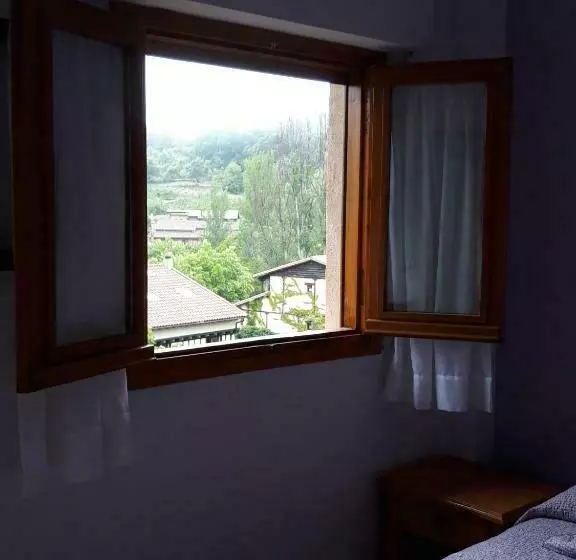 هتل Hostal Rural El Campito