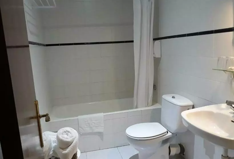 هتل Hostal Rural El Campito