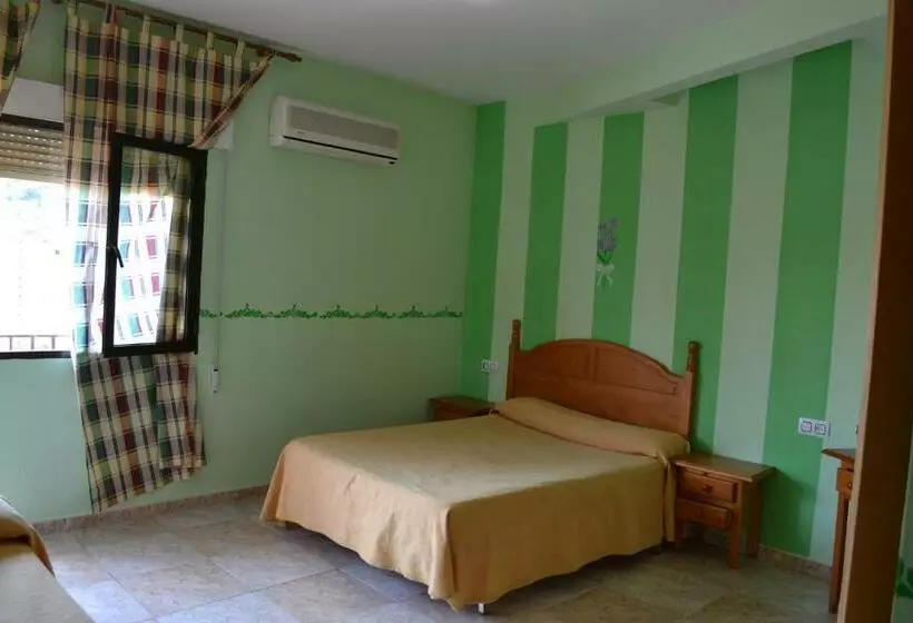 בית מלון כפרי Hostal Vadillo