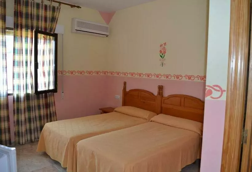 בית מלון כפרי Hostal Vadillo