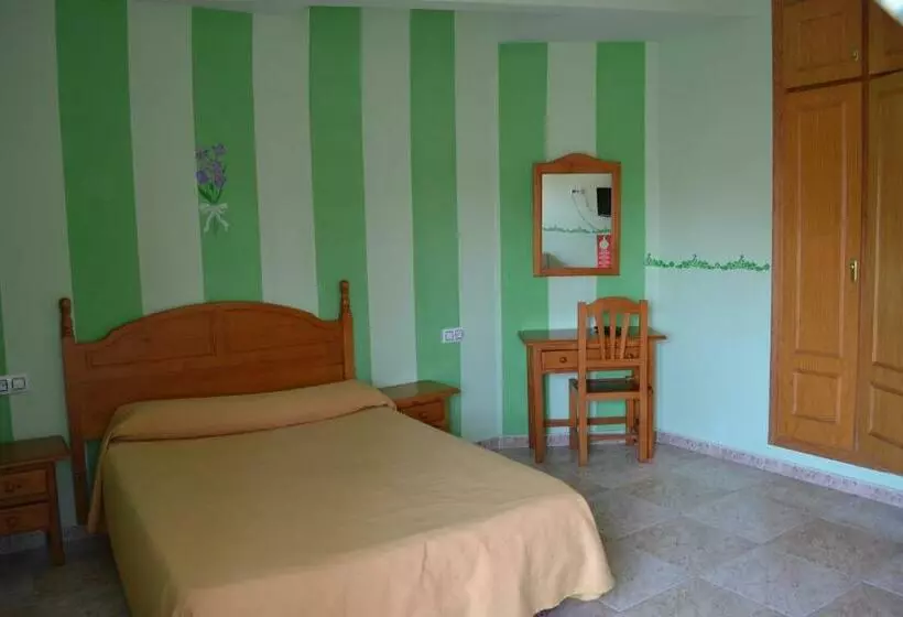 בית מלון כפרי Hostal Vadillo