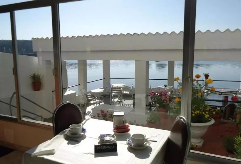 בית מלון כפרי Miramar