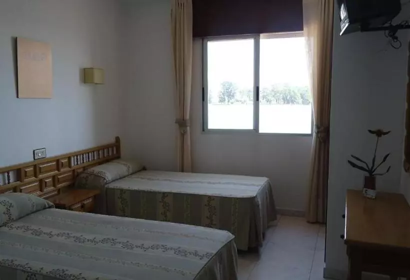 בית מלון כפרי Miramar