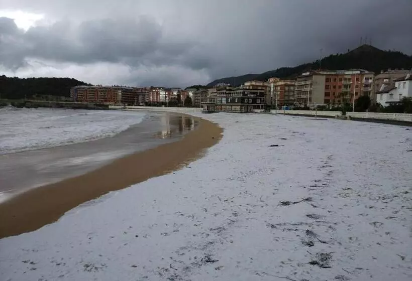 בית מלון כפרי Pensión La Mar