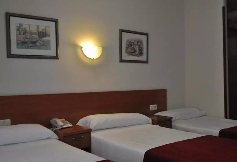 فندق Pension Alameda