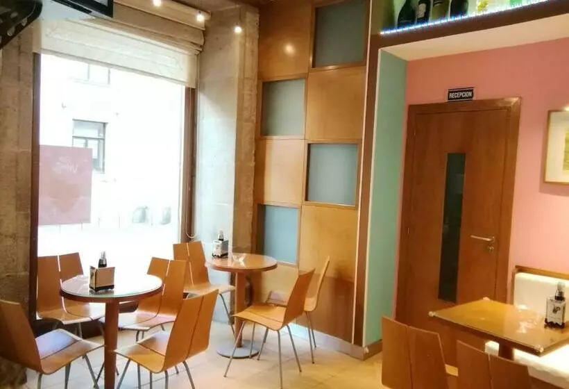 Pico Sacro I Hostal Pension Santiago De Compostela