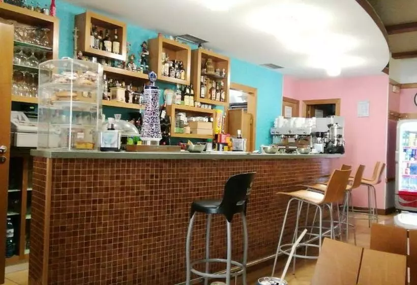 Pico Sacro I Hostal Pension Santiago De Compostela