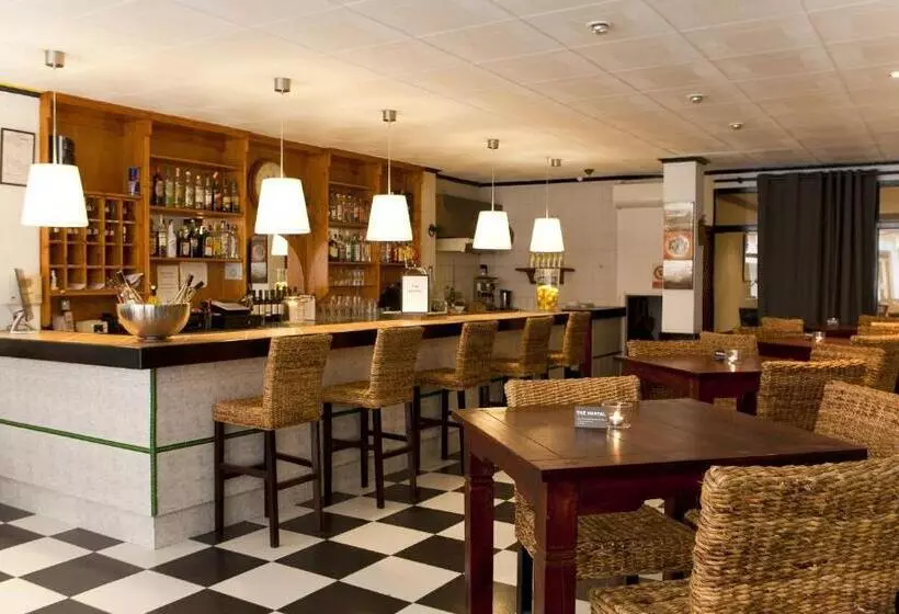 호스텔 Hostal Tierramar