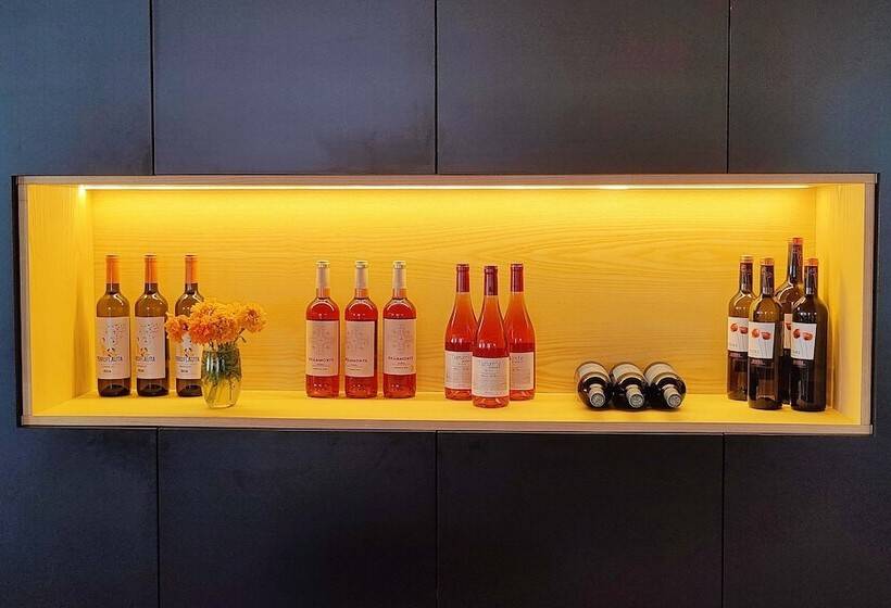 פונדק Boutique Hotel Oriola