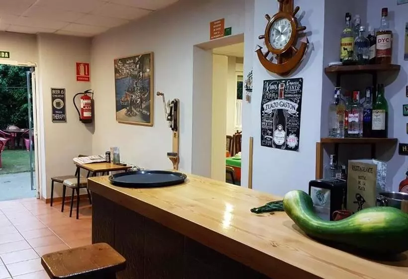 Hostal De La Playa