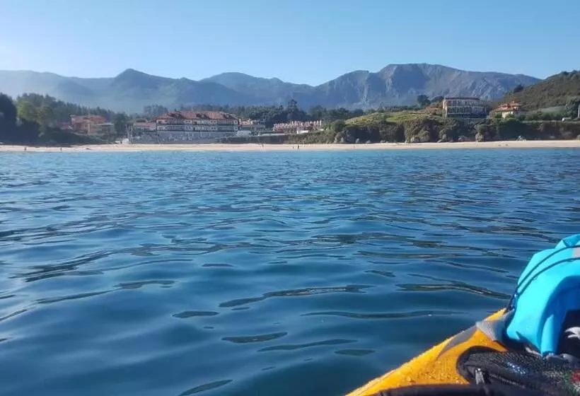 Hostal De La Playa