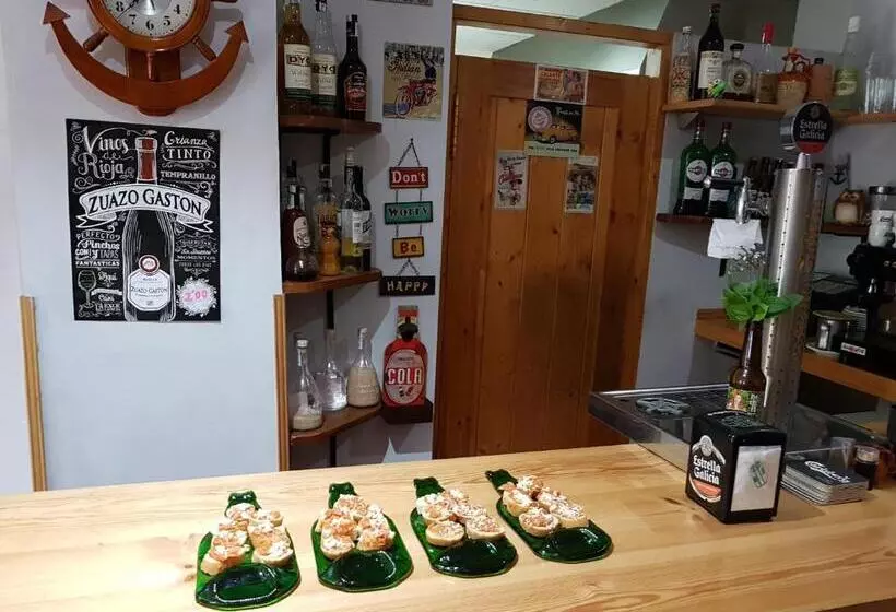 Hostal De La Playa