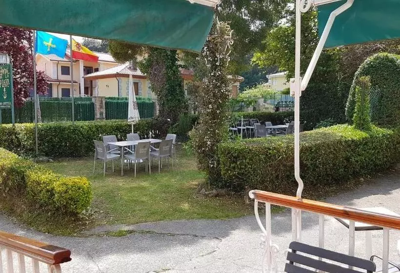Hostal De La Playa