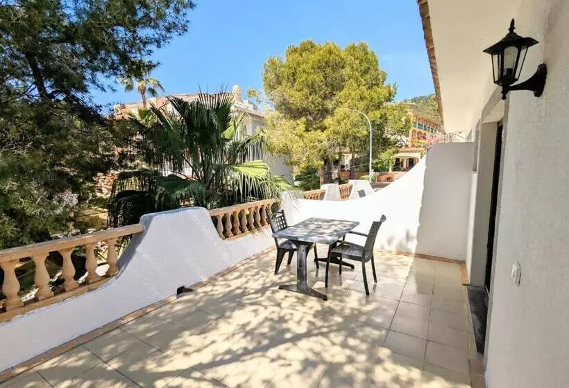 مسافرخانه Don Carlos