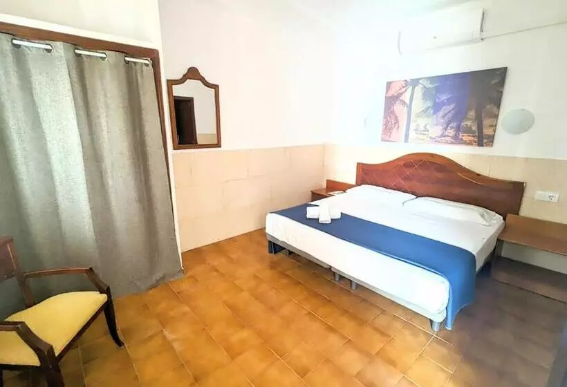 مسافرخانه Don Carlos