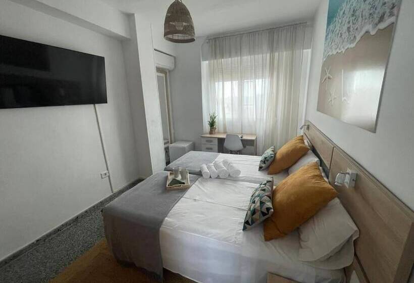 مسافرخانه Ventura Premium