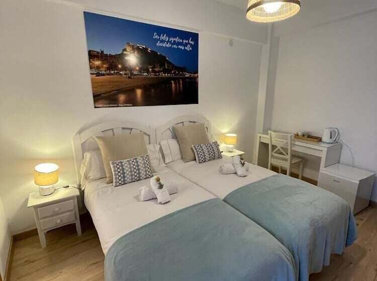 مسافرخانه Ventura Premium