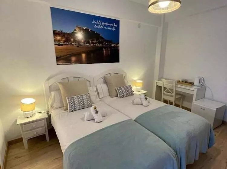 여관 Ventura Premium