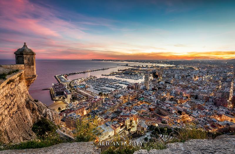 مسافرخانه Ventura Premium